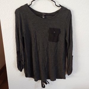 Quarter sleeve pocket shirt